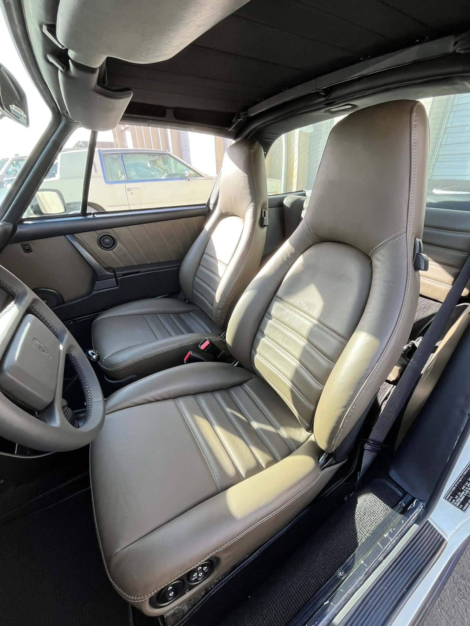 1982 Porsche 911SC Targa Full Interior